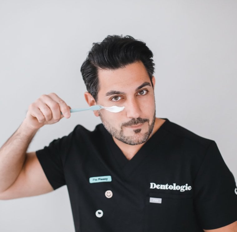 Dentologie Dentist Dr. Hany Kurdi